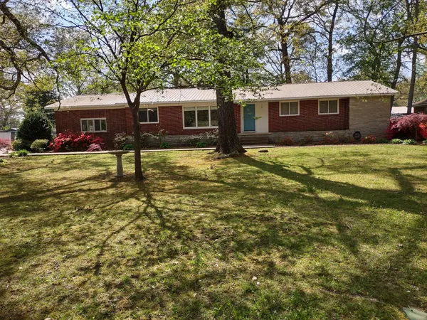 $435,000 | 105 Westwood Drive, Tullahoma, TN 37388