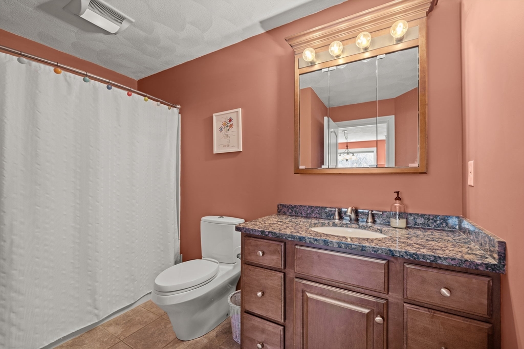 3 Curve Street Middleton, MA 01949 - Photo 13 of 42