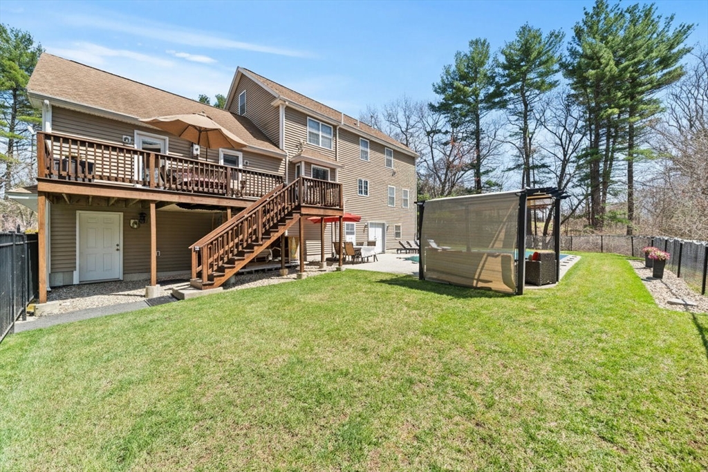 3 Curve Street Middleton, MA 01949 - Photo 34 of 42
