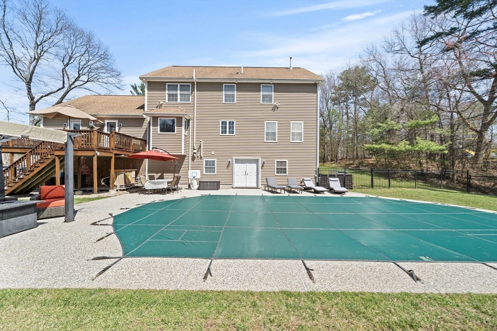 3 Curve Street Middleton, MA 01949 - Photo 36 of 42