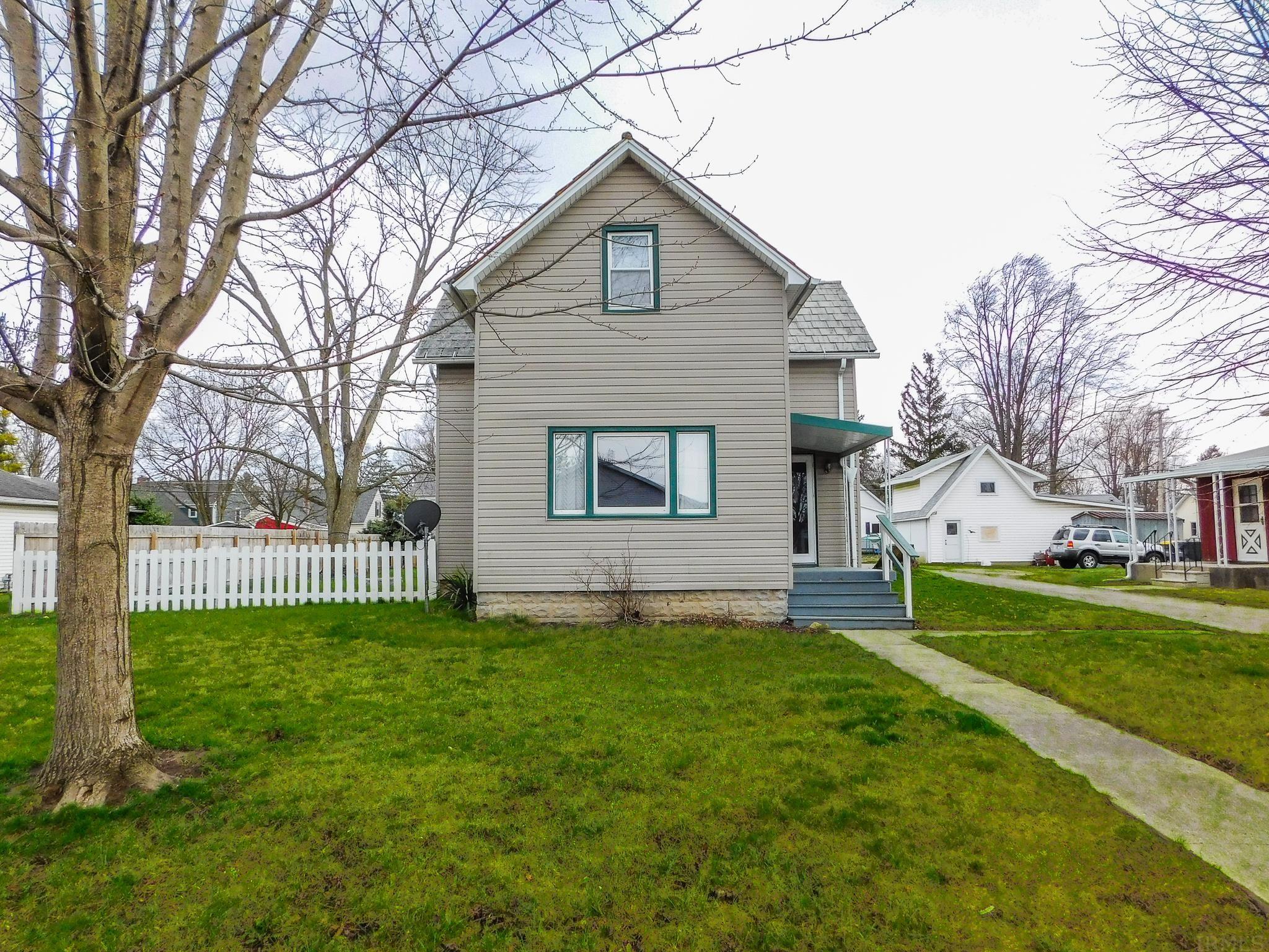 122 South 9th Street Decatur, IN 46733 - Photo 2 of 36