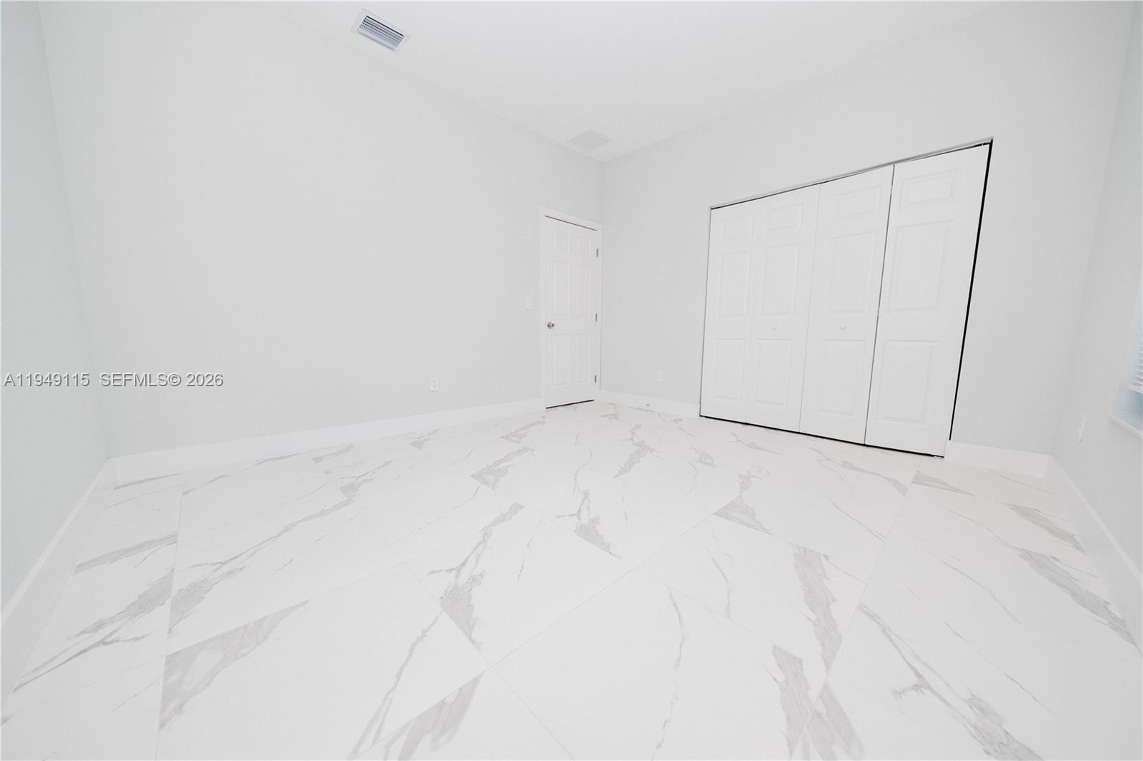 820 Northwest 18th Avenue Pompano Beach, FL 33069 - Photo 45 of 46 a view of small space