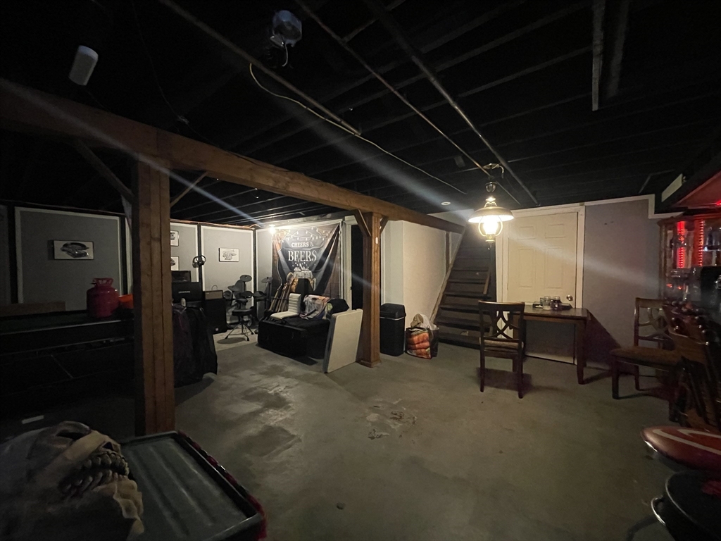 19 Oneida Avenue Worcester, MA 01606 - Photo 25 of 34 Gallery Image 25