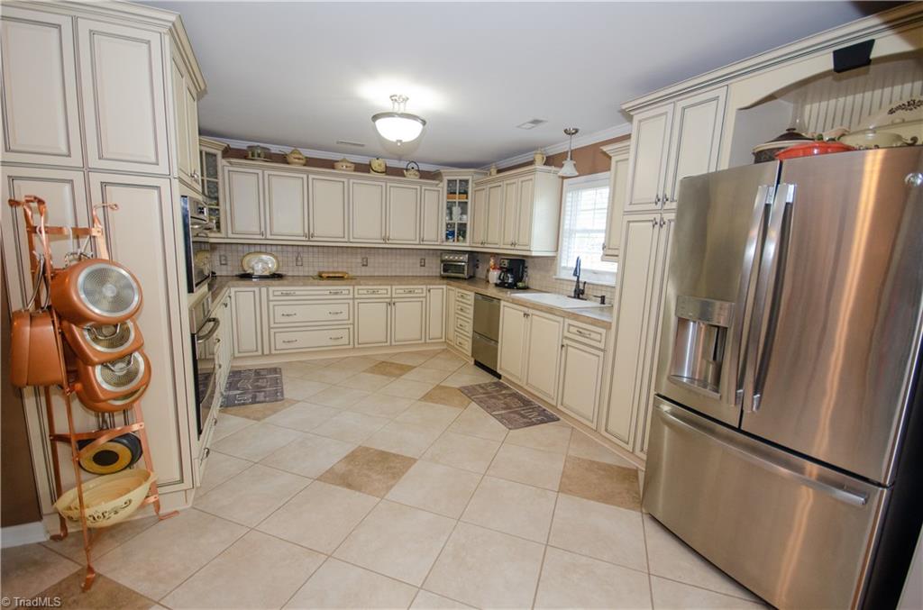 320 Old Mill Road High Point, NC 27265 - Photo 11 of 30 Gallery Image 11