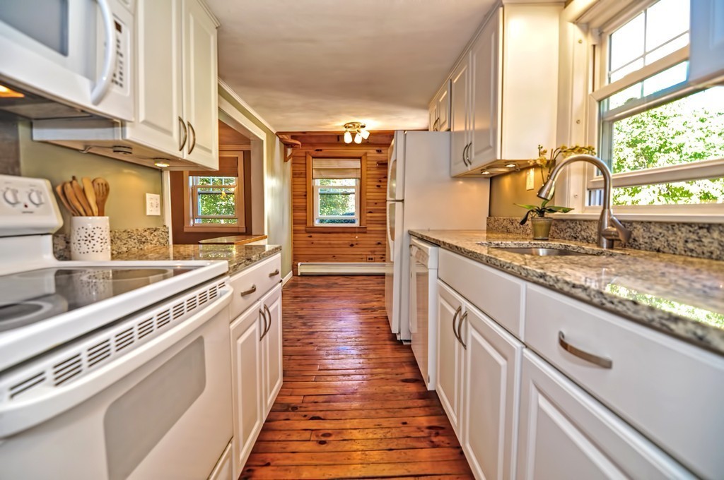 111 Lonsdale Farm Road Cumberland, RI 02864 - Photo 14 of 30 Gallery Image 14