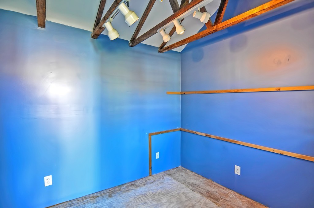 111 Lonsdale Farm Road Cumberland, RI 02864 - Photo 29 of 30 Gallery Image 29