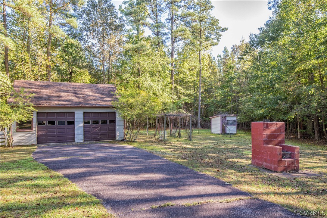 21901 Sappony Road Moseley, VA 23120 - Photo 24 of 43