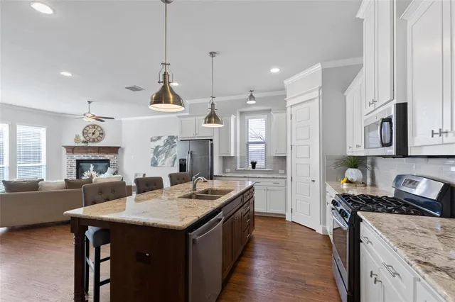 $3,500 | 406 Hearth Terrace, Argyle, TX 76226