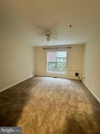 $2,990 | 1526 Northern Neck Drive, Unit 102, Vienna, VA 22182