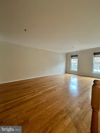 $2,990 | 1526 Northern Neck Drive, Unit 102, Vienna, VA 22182