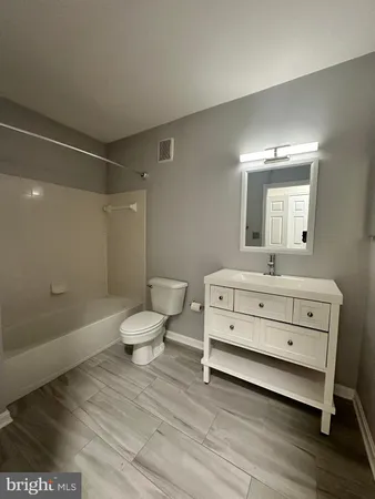 $2,990 | 1526 Northern Neck Drive, Unit 102, Vienna, VA 22182