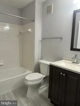 $2,990 | 1526 Northern Neck Drive, Unit 102, Vienna, VA 22182