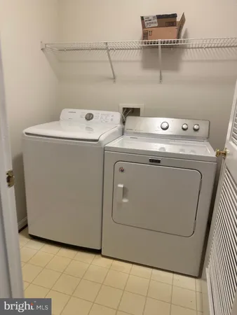 $2,990 | 1526 Northern Neck Drive, Unit 102, Vienna, VA 22182