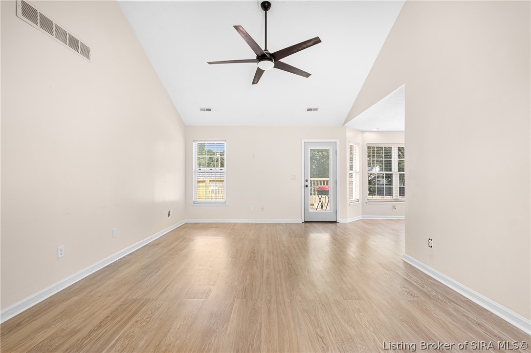 1402 High Meadow Road Jeffersonville, IN 47130 - Photo 3 of 27 Gallery Image 3