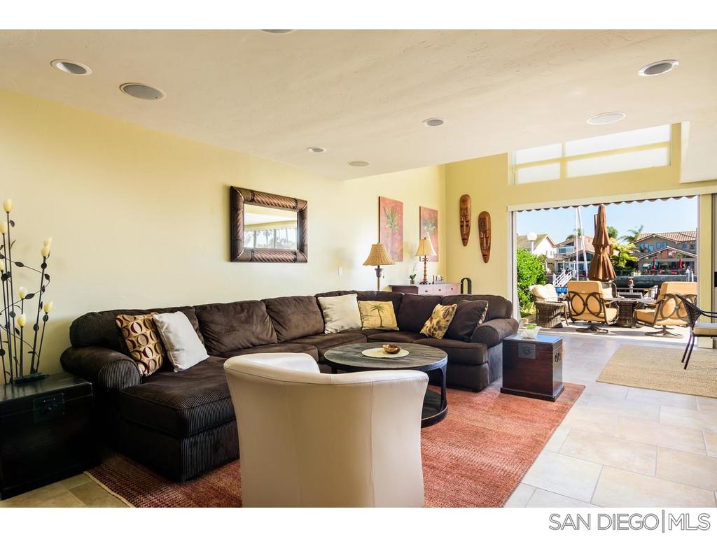 59 Port Of Spain Road Coronado, CA 92118 - Photo 4 of 25