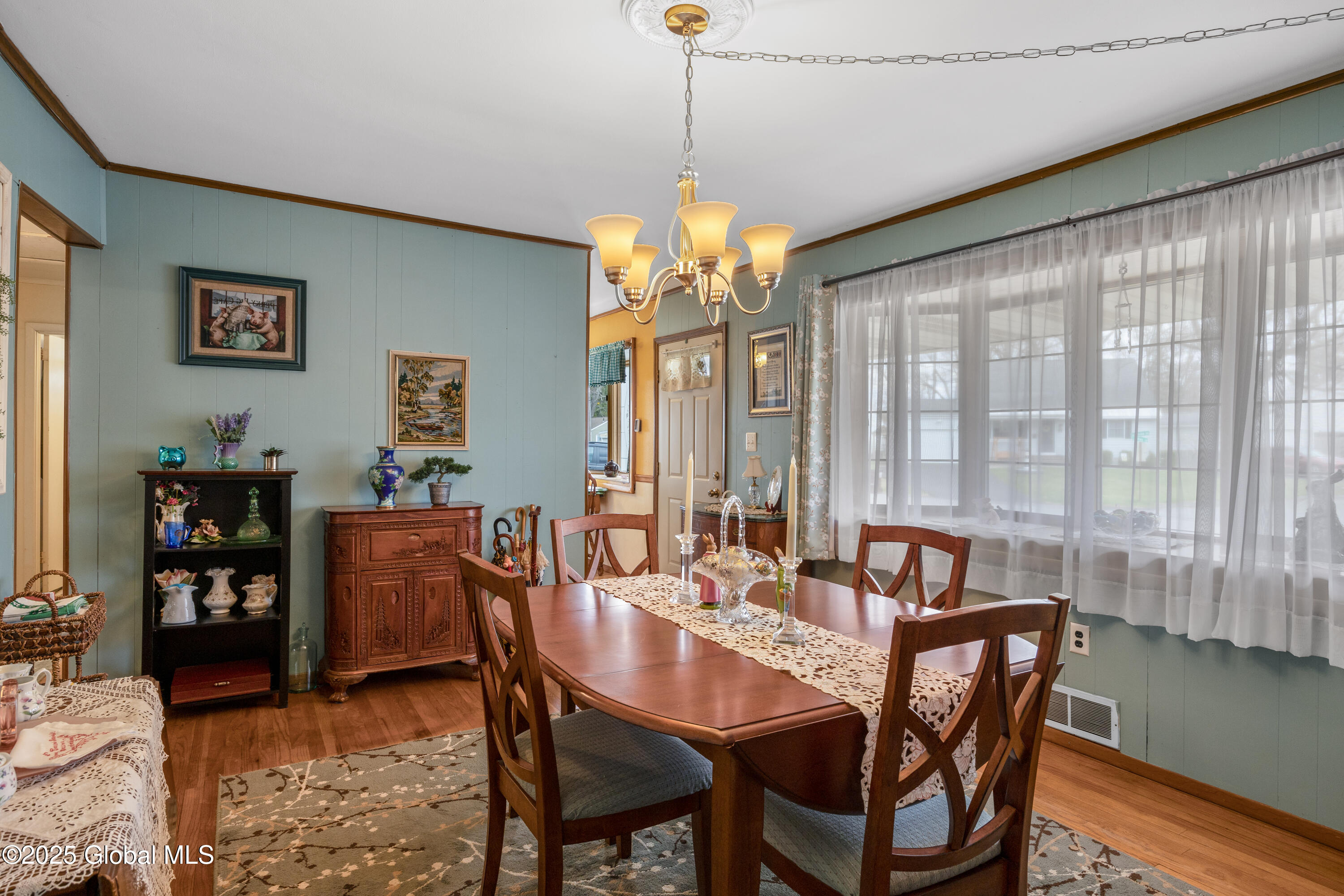 72 Southgate Road Colonie, NY 12211 - Photo 9 of 25 1 (15)