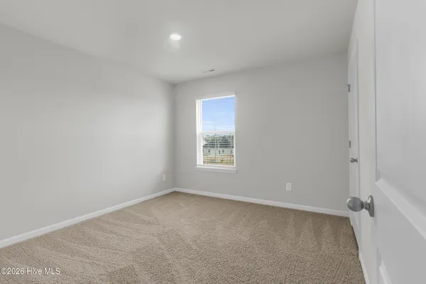 $2,550 | 2007 Minnette Circle, New Bern, NC 28562