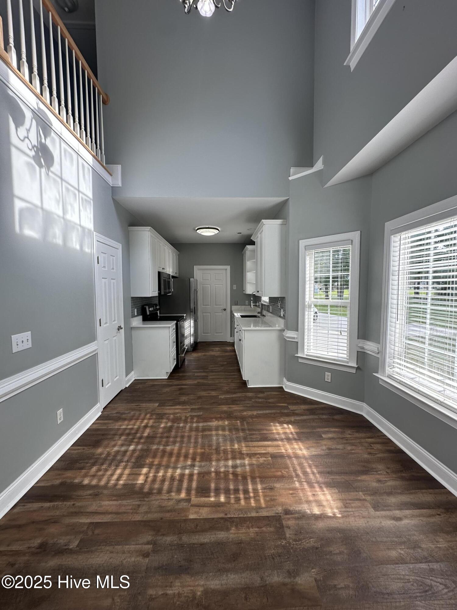 979 Cheshire Road Rocky Point, NC 28457 - Photo 13 of 54 Kitchen/Dining Area