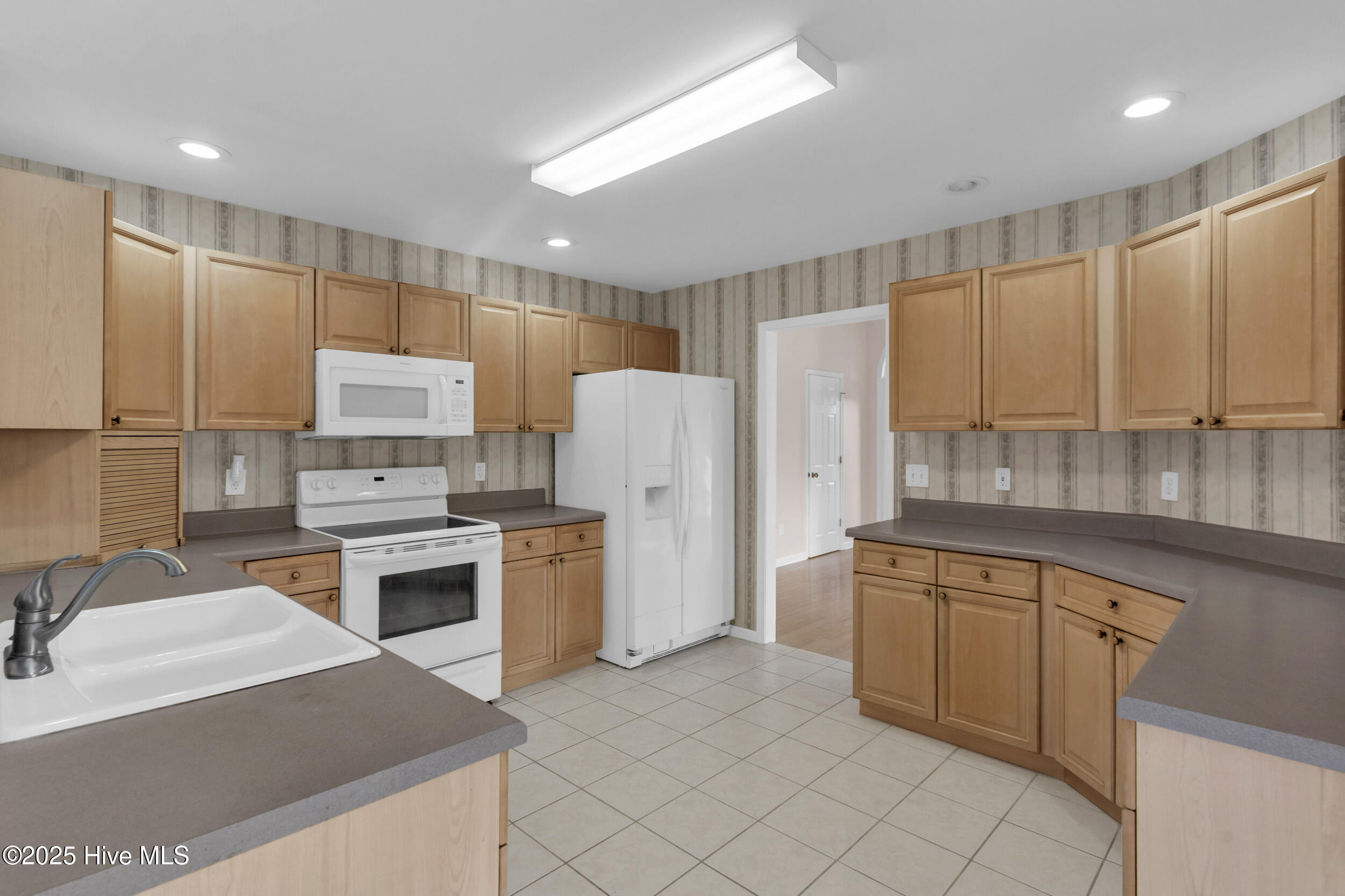 4228 Tillson Road Wilmington, NC 28412 - Photo 6 of 52 11_4228 tillson rd-00011