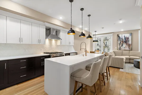 $2,700,000 | 509 Jefferson Street, Unit 1, Hoboken, NJ 07030