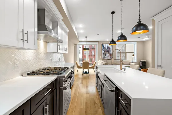 $2,700,000 | 509 Jefferson Street, Unit 1, Hoboken, NJ 07030