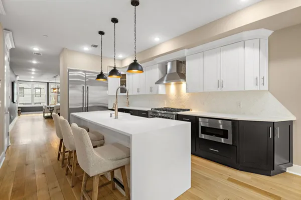 $2,700,000 | 509 Jefferson Street, Unit 1, Hoboken, NJ 07030