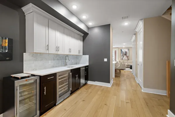 $2,700,000 | 509 Jefferson Street, Unit 1, Hoboken, NJ 07030