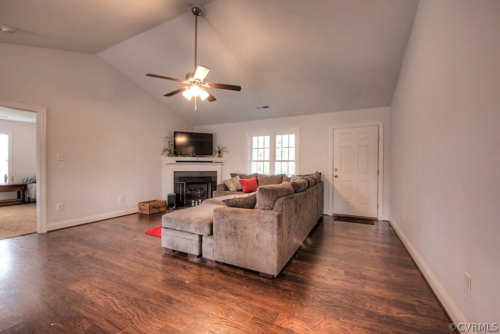 206 Commins Road Aylett, VA 23009 - Photo 11 of 32 Gallery Image 11