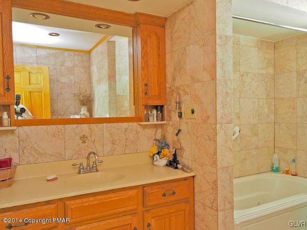 1280 Kroucher Road Stroudsburg, PA 18360 - Photo 23 of 37 Gallery Image 23