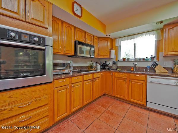 1280 Kroucher Road Stroudsburg, PA 18360 - Photo 7 of 37 Gallery Image 7