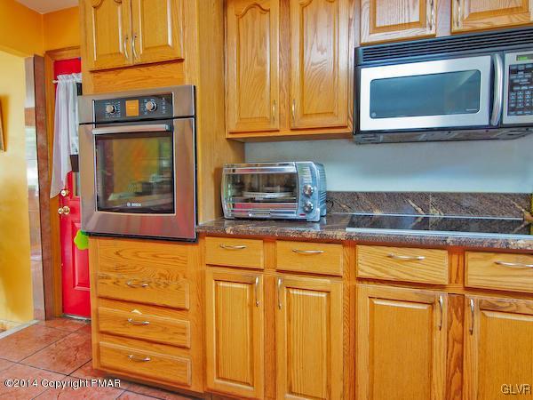 1280 Kroucher Road Stroudsburg, PA 18360 - Photo 8 of 37 Gallery Image 8
