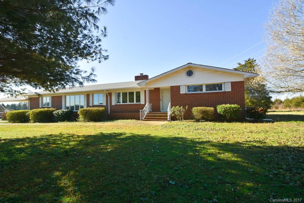 13309 Sledge Road, Unit 2 Charlotte, NC 28278 - Photo 1 of 18 Gallery Image 1