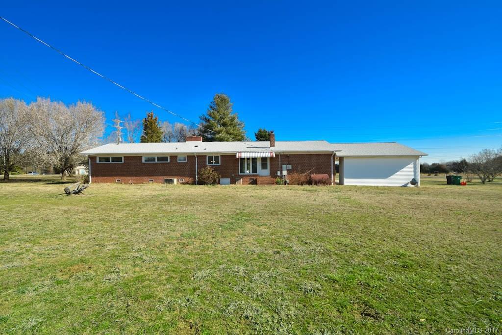 13309 Sledge Road, Unit 2 Charlotte, NC 28278 - Photo 3 of 18 Gallery Image 3