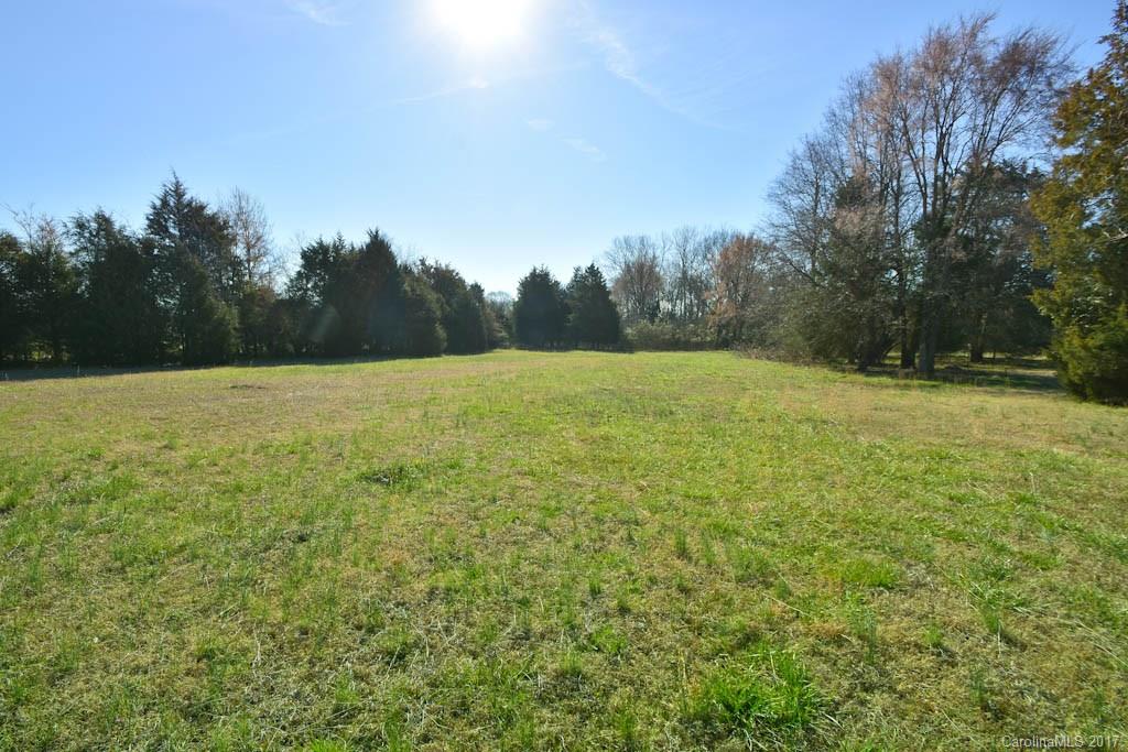 13309 Sledge Road, Unit 2 Charlotte, NC 28278 - Photo 4 of 18 Gallery Image 4