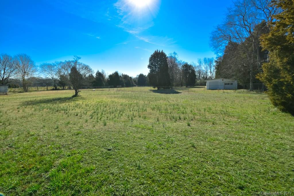 13309 Sledge Road, Unit 2 Charlotte, NC 28278 - Photo 5 of 18 Gallery Image 5