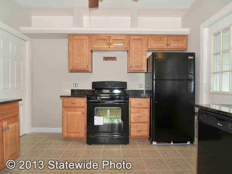 375 Power Road Pawtucket, RI 02860 - Photo 9 of 21 Kitchen.