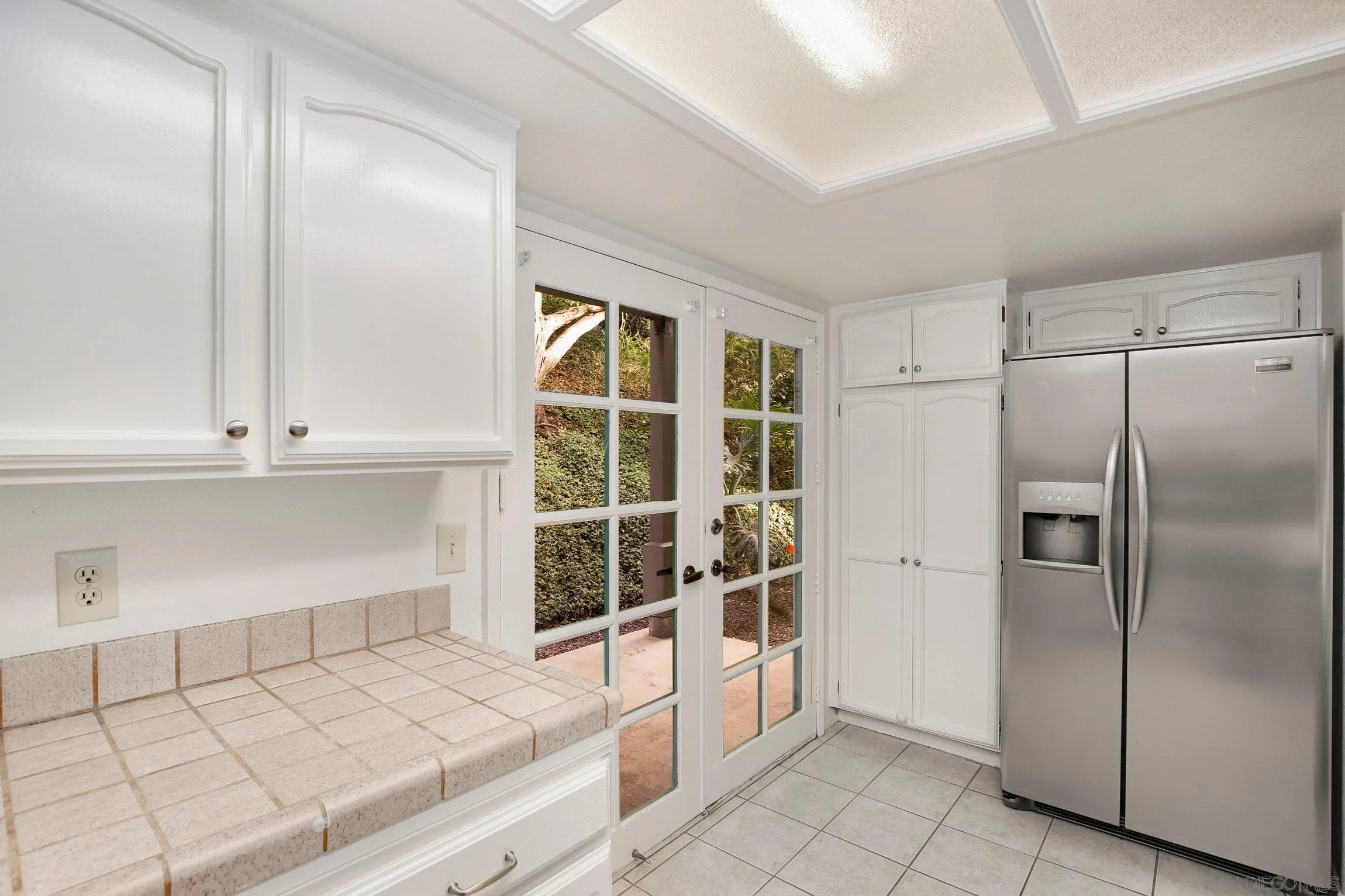 381 Playa Blanca Encinitas, CA 92024 - Photo 14 of 41 a bathroom with a tub and a shower