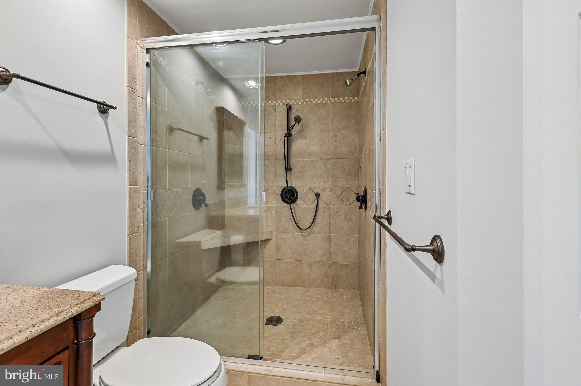 5106 Thunder Hill Road Columbia, MD 21045 - Photo 27 of 57 Primary Bath