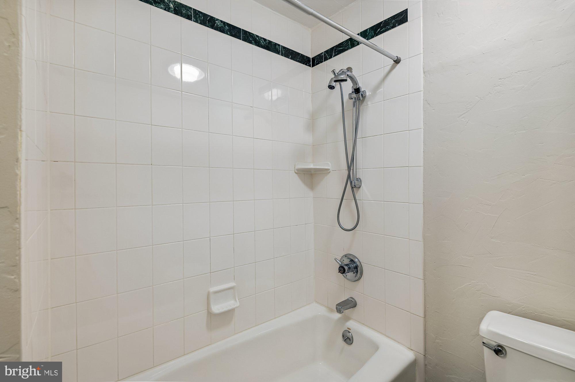 5106 Thunder Hill Road Columbia, MD 21045 - Photo 32 of 57 Bath