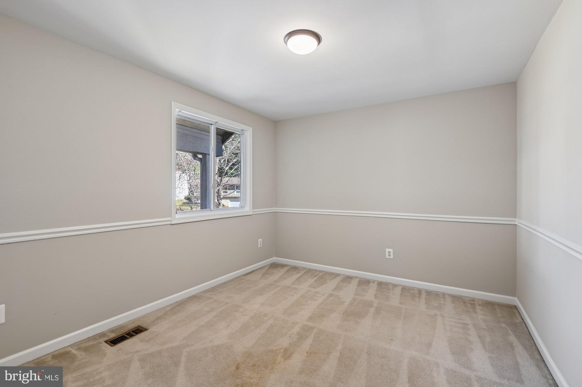 5106 Thunder Hill Road Columbia, MD 21045 - Photo 33 of 57 Bedroom 3