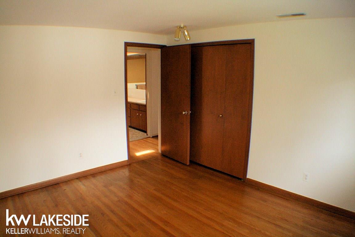 6106 Deguise Court Rochester, MI 48306 - Photo 39 of 54 31289438-38.JPG