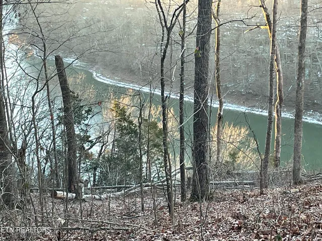 $94,000 | 2.28-acres Pates Ford Road, Walling, TN 38587