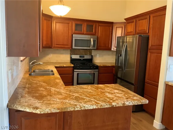 $2,295 | 216 Red Cloud Terrace, Henderson, NV 89015