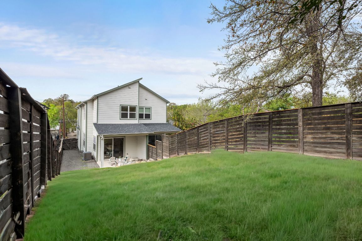 1301 Cometa Street, Unit A Austin, TX 78721 - Photo 31 of 38 Come on by!