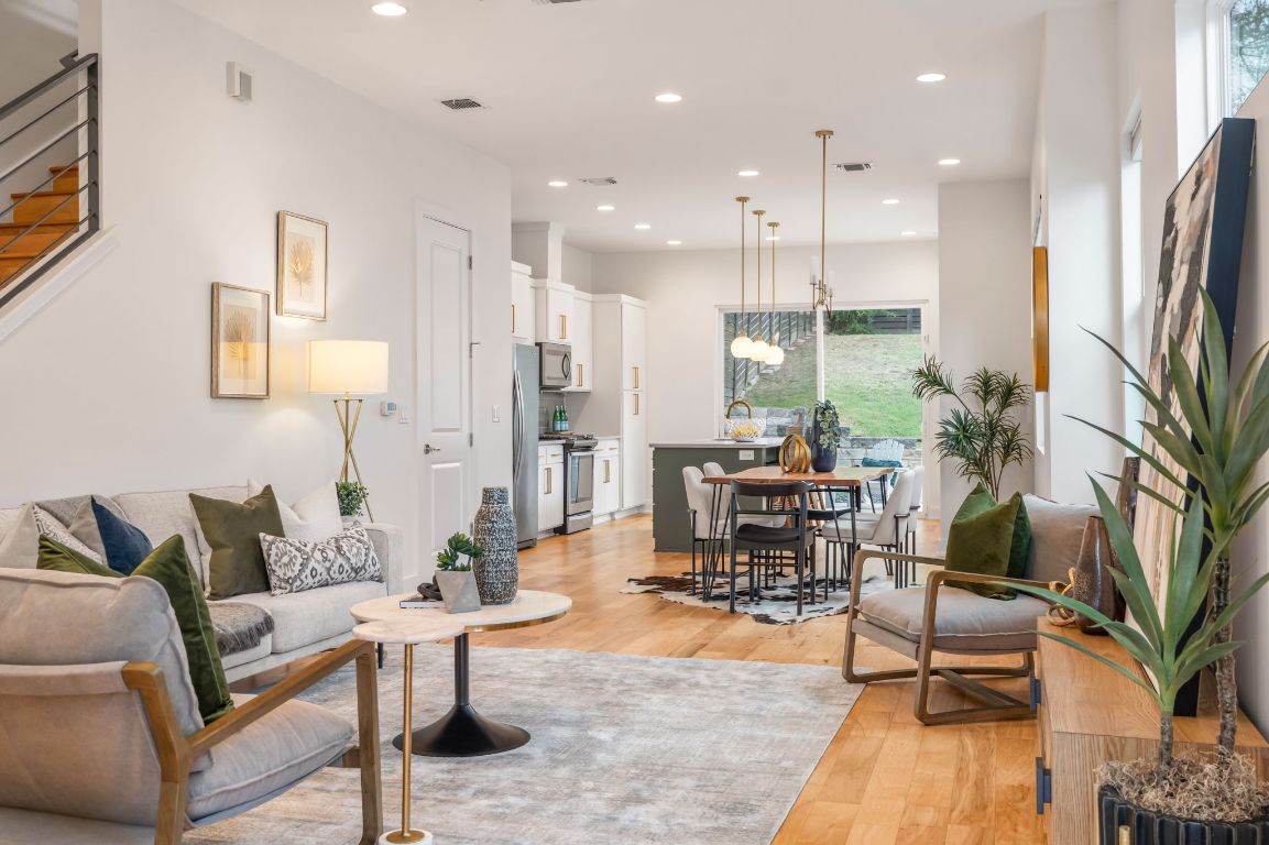 1301 Cometa Street, Unit A Austin, TX 78721 - Photo 7 of 38 Such an inviting space, ready for you to make your own