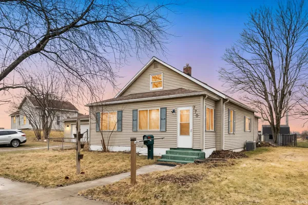 $195,000 | 770 West Market Street, Warsaw, IN 46580