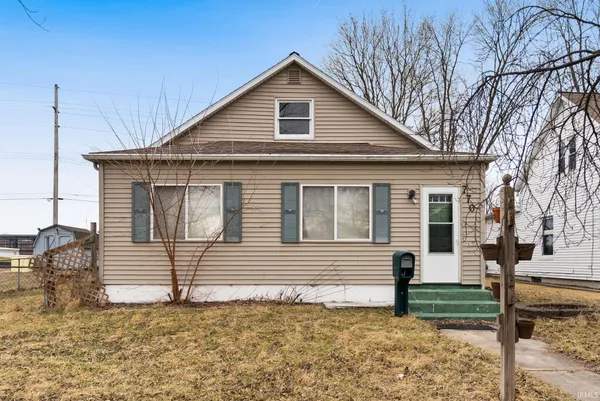 $195,000 | 770 West Market Street, Warsaw, IN 46580