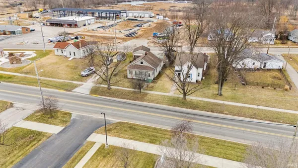 $195,000 | 770 West Market Street, Warsaw, IN 46580