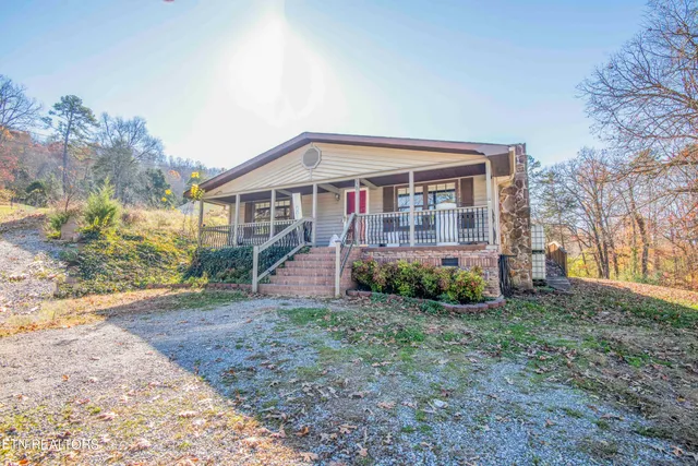 $412,000 | 2381 Classic Way, Powell, TN 37849