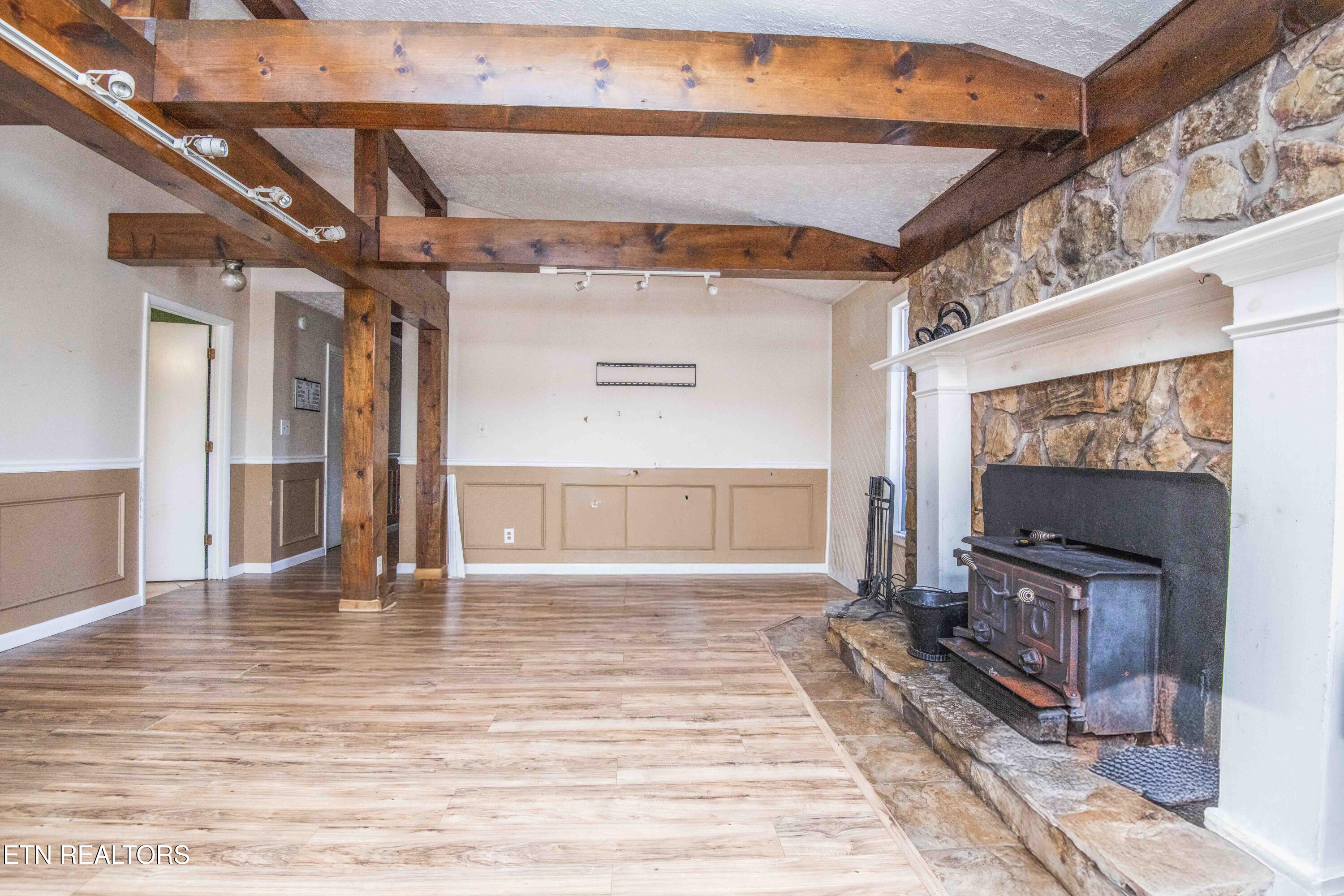 2381 Classic Way Powell, TN 37849 - Photo 11 of 45 den 3